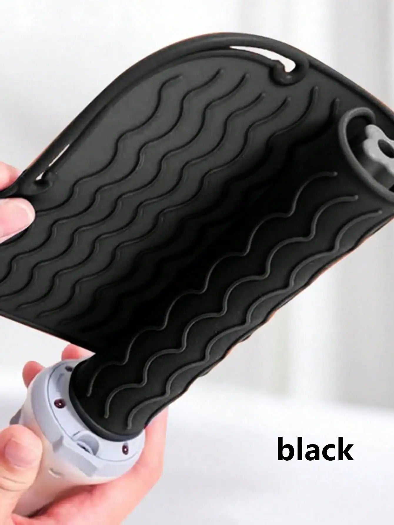 Tapete térmico para apoyar herramientas calientes de cabello color Negro